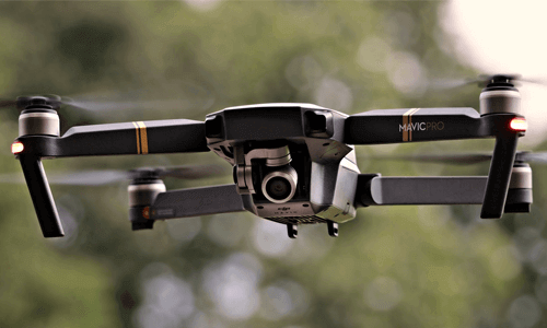 Une première collision entre un drone et un avion